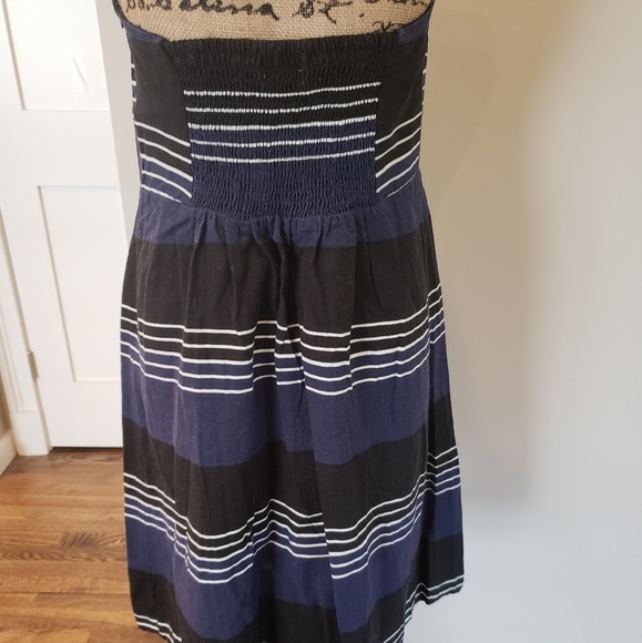 Strapless dress - Picture 4 of 5